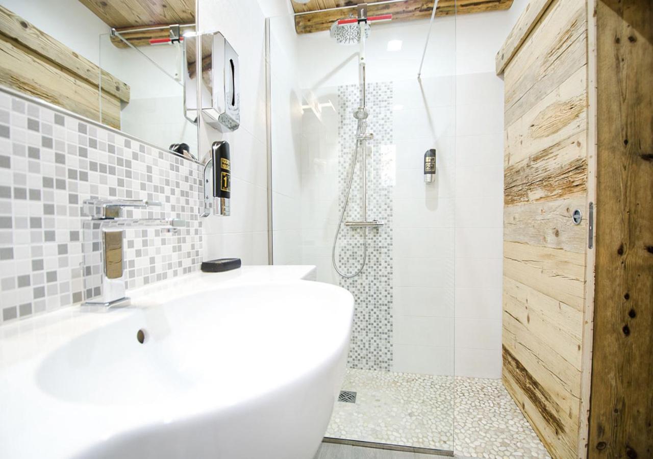 Casa Tosca - Holiday Home Torbole Sul Garda Ngoại thất bức ảnh