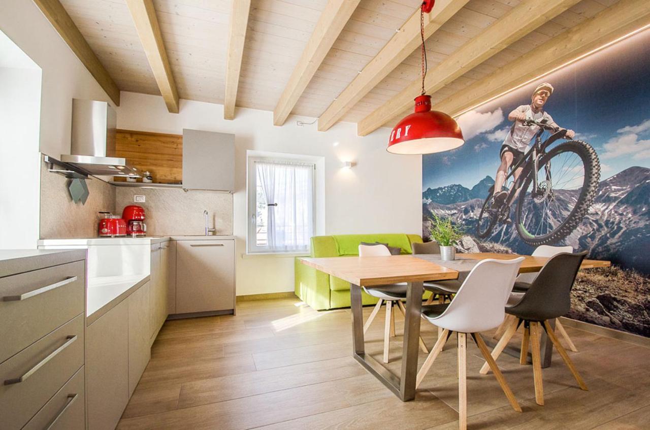 Casa Tosca - Holiday Home Torbole Sul Garda Ngoại thất bức ảnh