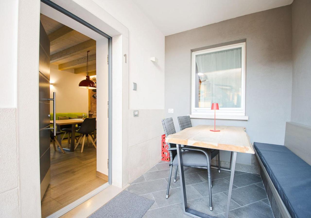 Casa Tosca - Holiday Home Torbole Sul Garda Ngoại thất bức ảnh