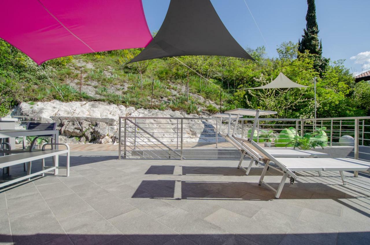 Casa Tosca - Holiday Home Torbole Sul Garda Ngoại thất bức ảnh