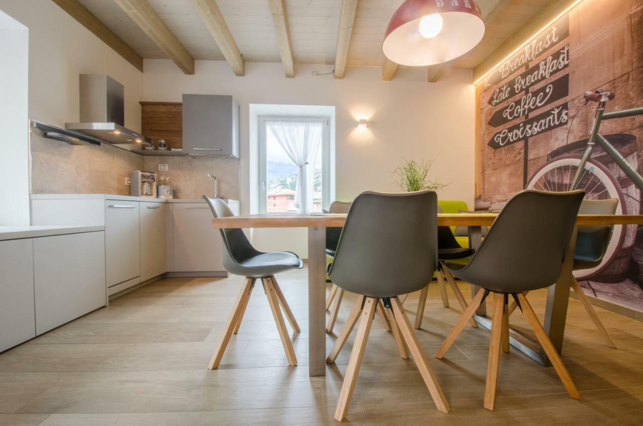 Casa Tosca - Holiday Home Torbole Sul Garda Ngoại thất bức ảnh