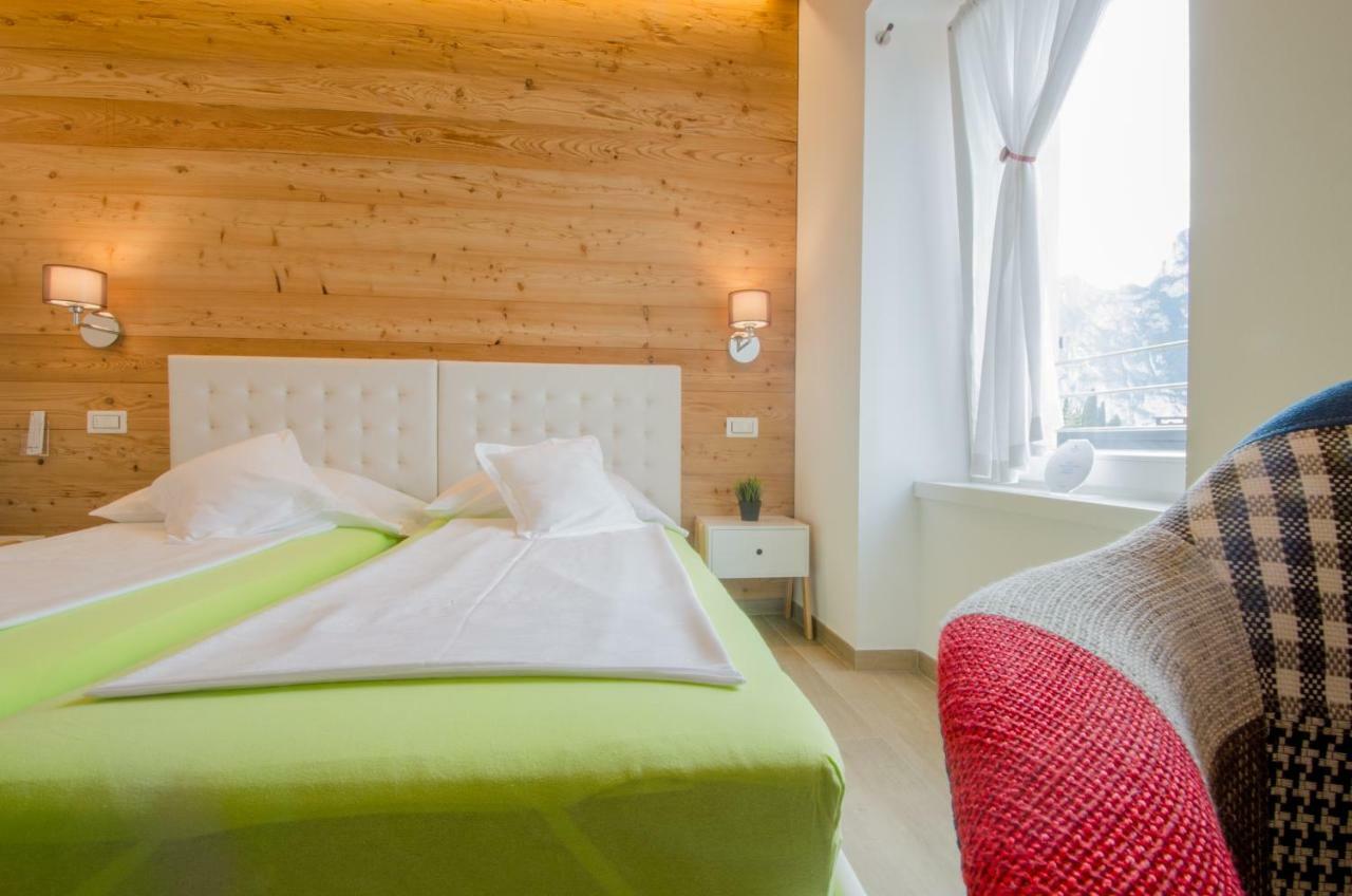 Casa Tosca - Holiday Home Torbole Sul Garda Ngoại thất bức ảnh